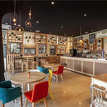 Barcelo Sands מלון