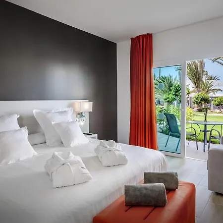 מלון Barcelo Sands קורלחו