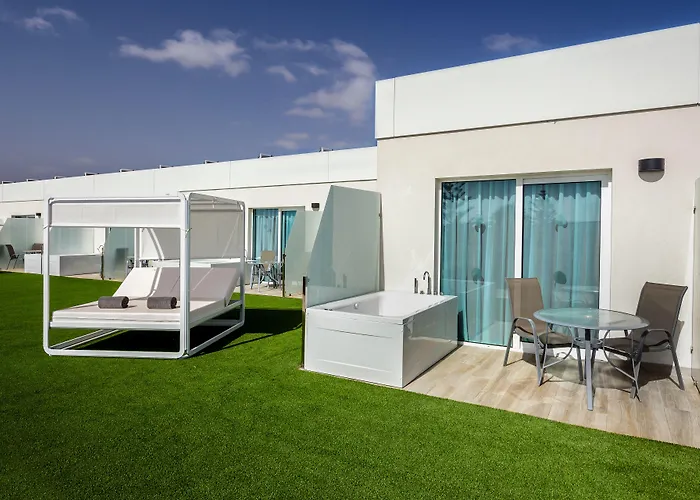 Ξενοδοχείο Barcelo Sands 4*