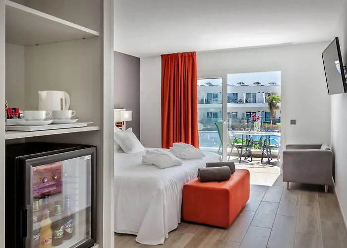 Barceló Sands Hotel 4*