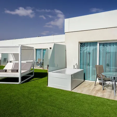 מלון Barcelo Sands 4*