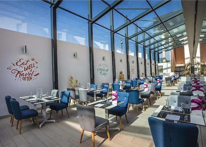 Barcelo Sands מלון