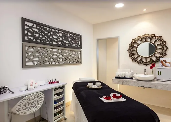 Barcelo Sands מלון 4*