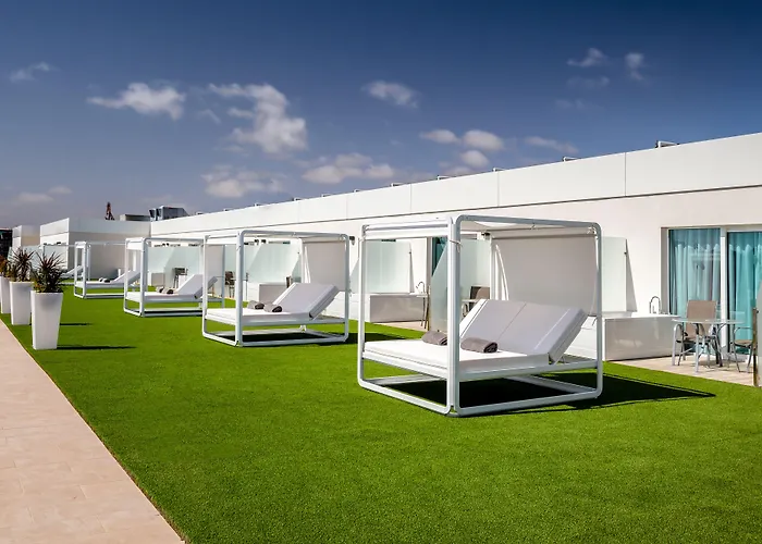 Barcelo Sands מלון 4*